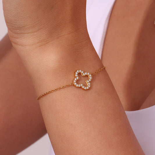 Hollow Clover Studded Bracelet